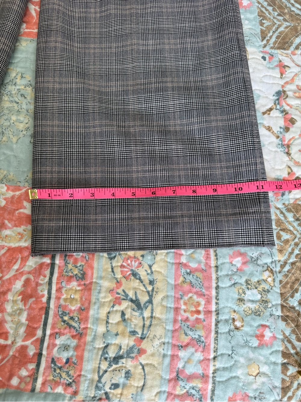 Aritzia Gray Plaid Wide-Leg Trousers Preppy Business - Picture 11 of 16